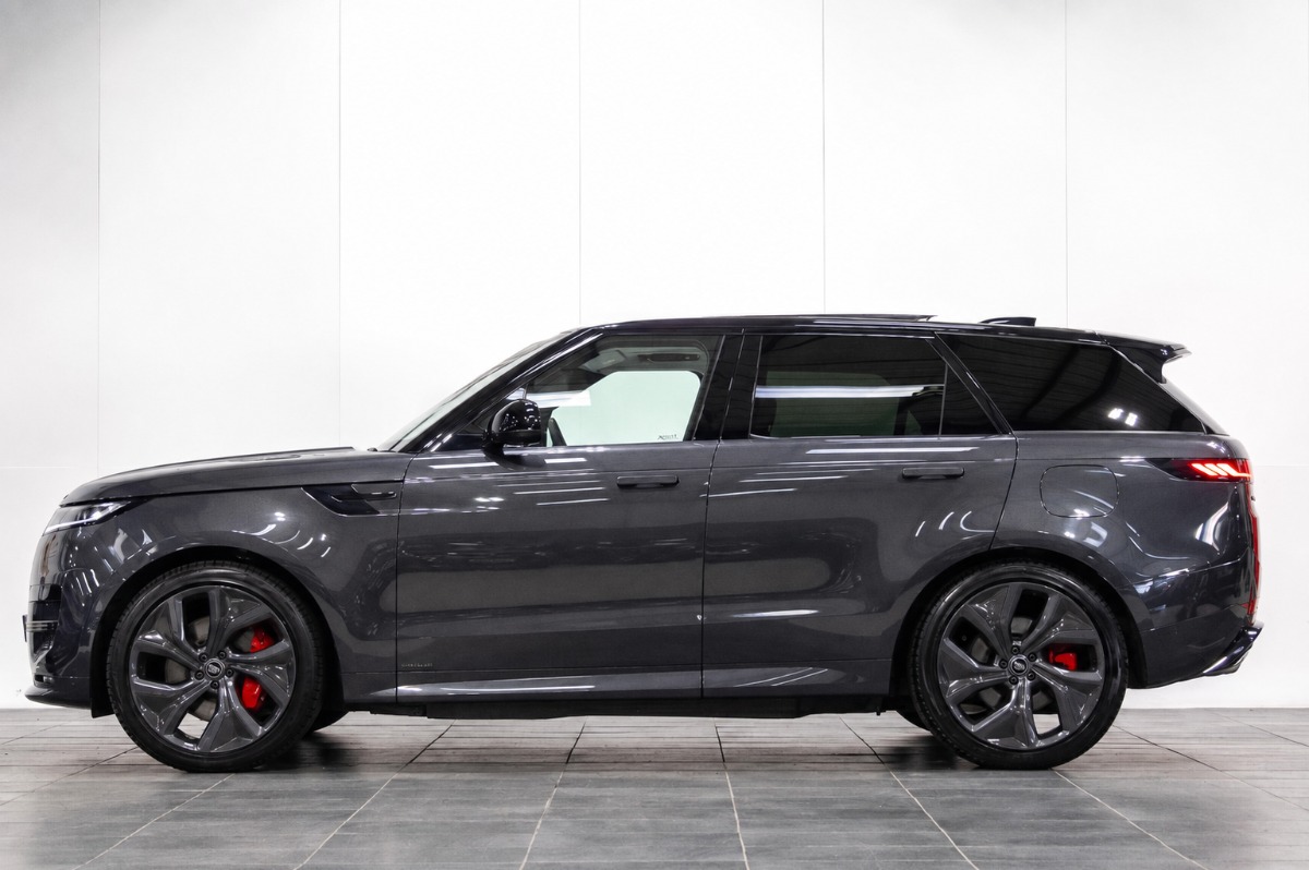 2024 Land Rover Range Rover Sport Image 1
